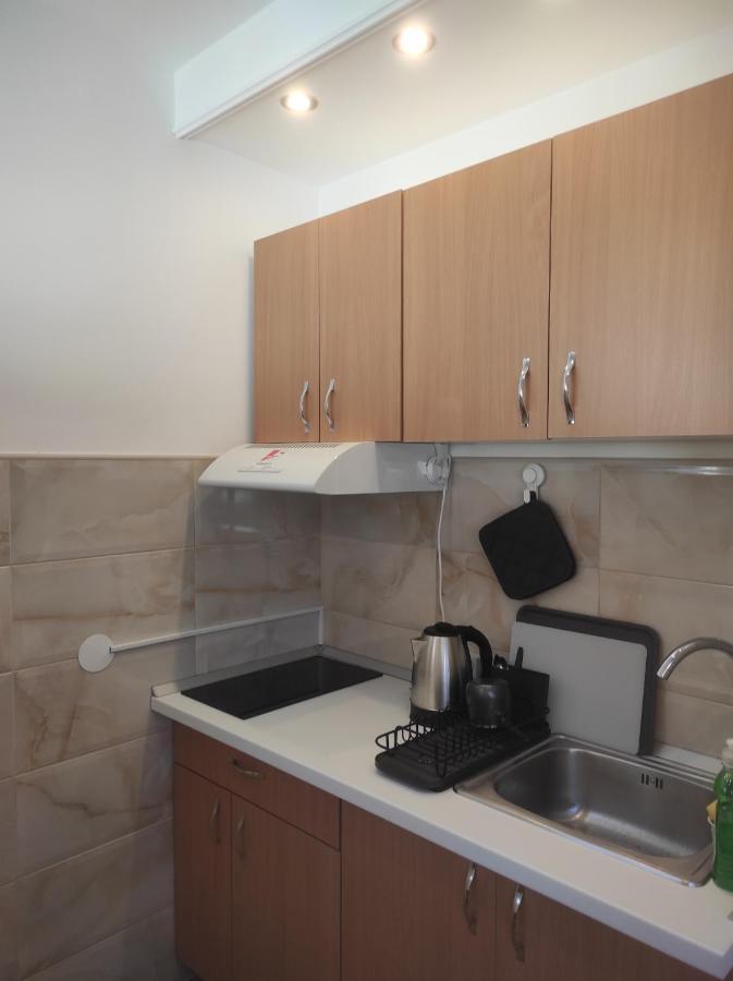 Apartman Nicolas Belgrado Buitenkant foto